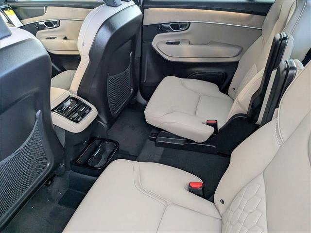 Certified 2026 Volvo XC90 B6 Plus w/ Protection Package AWD/4WD image 19