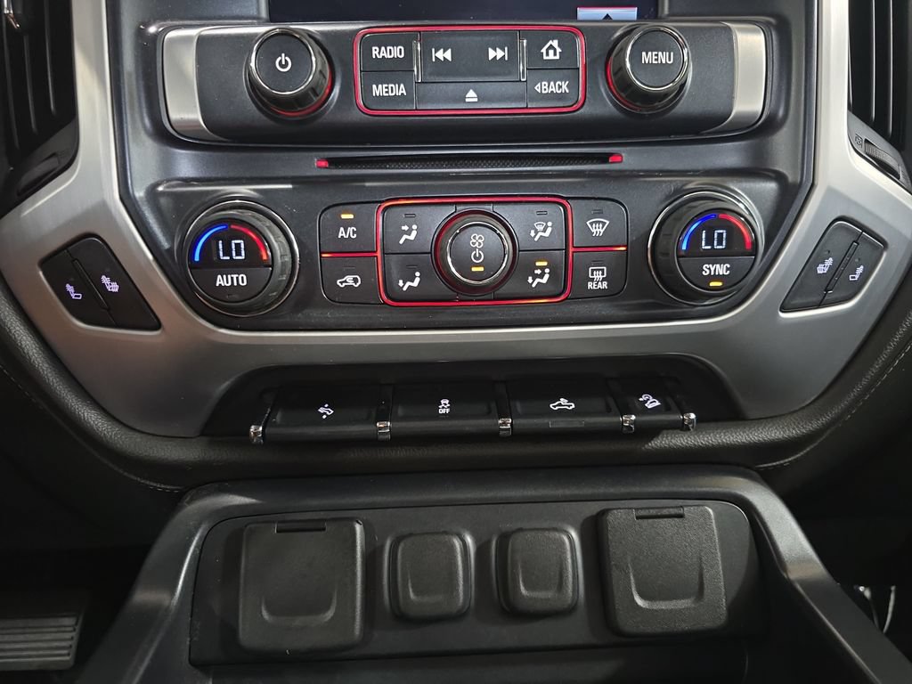 Used 2016 GMC Sierra 1500 SLT w/ SLT Premium Package AWD/4WD image 27