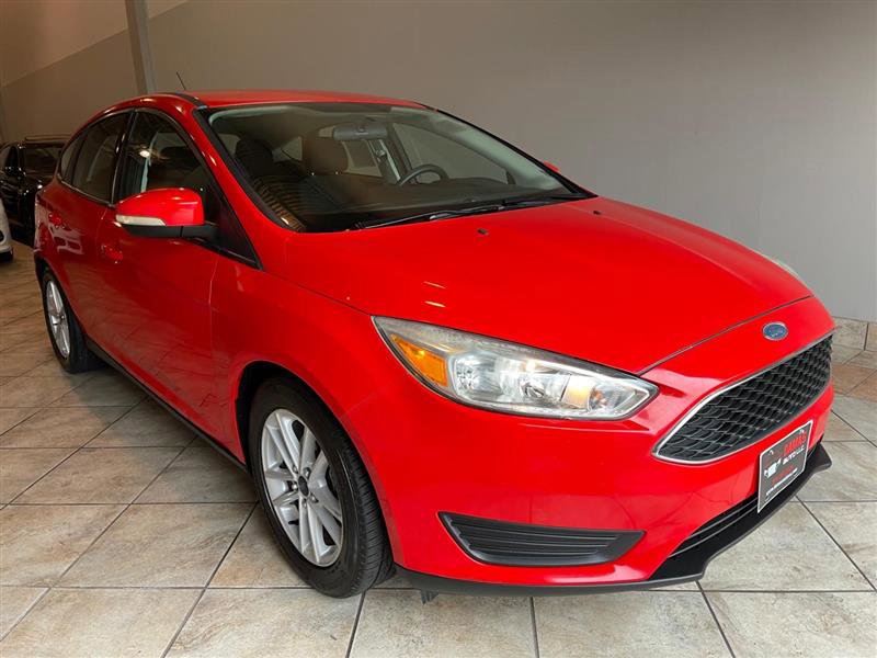 Used 2015 Ford Focus SE image 4