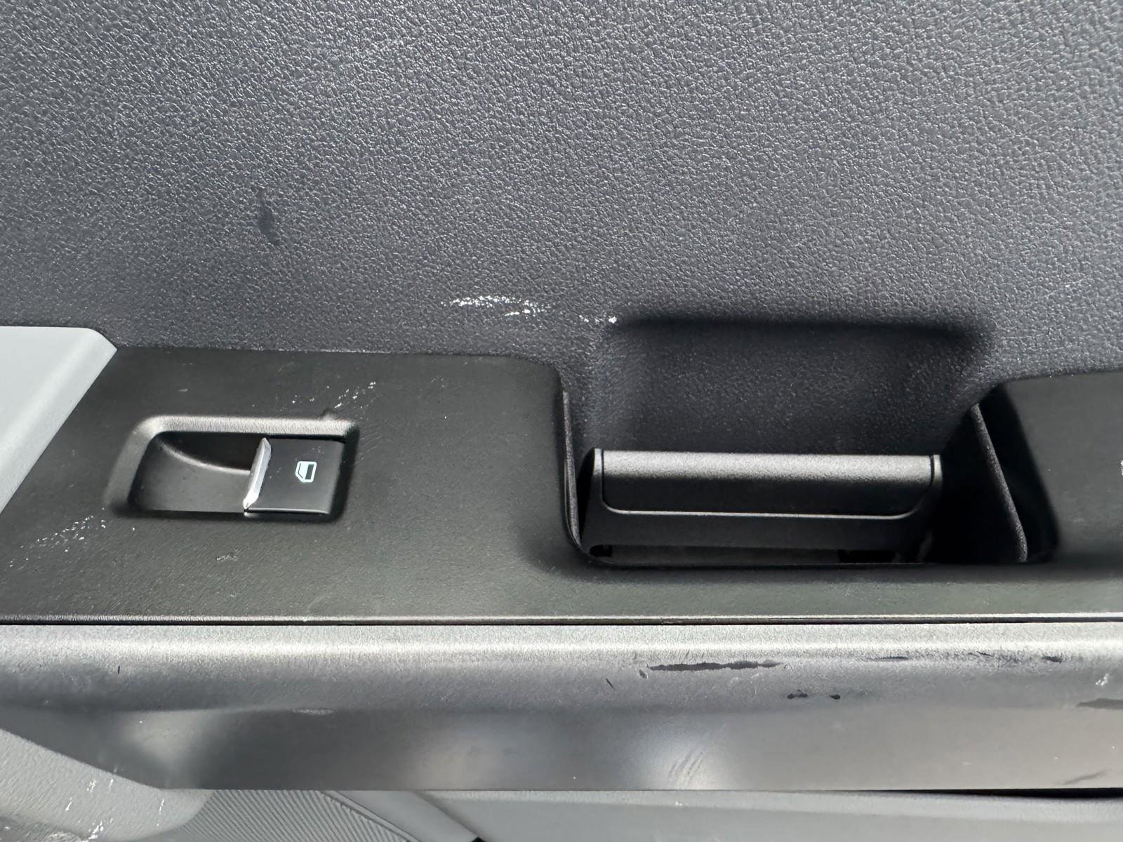 Used 2024 Ford F250 XLT w/ FX4 Off-Road Package image 33