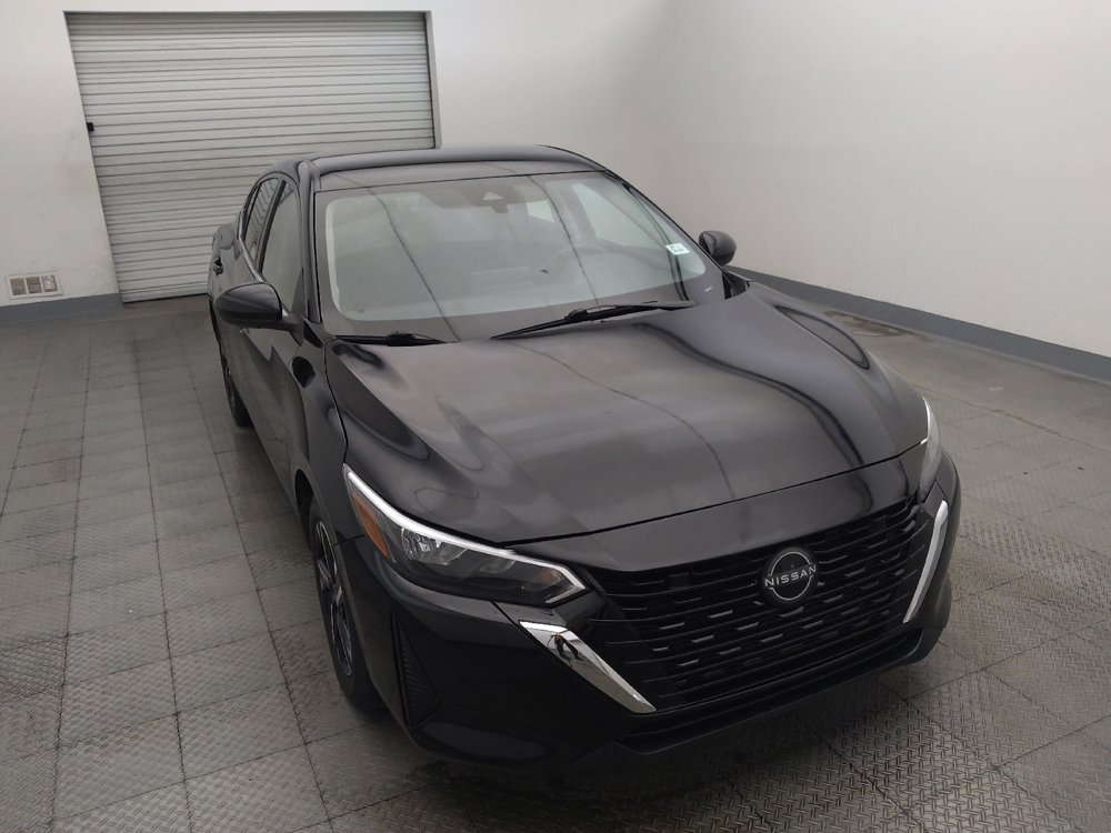 Used 2024 Nissan Sentra SV FWD image 14