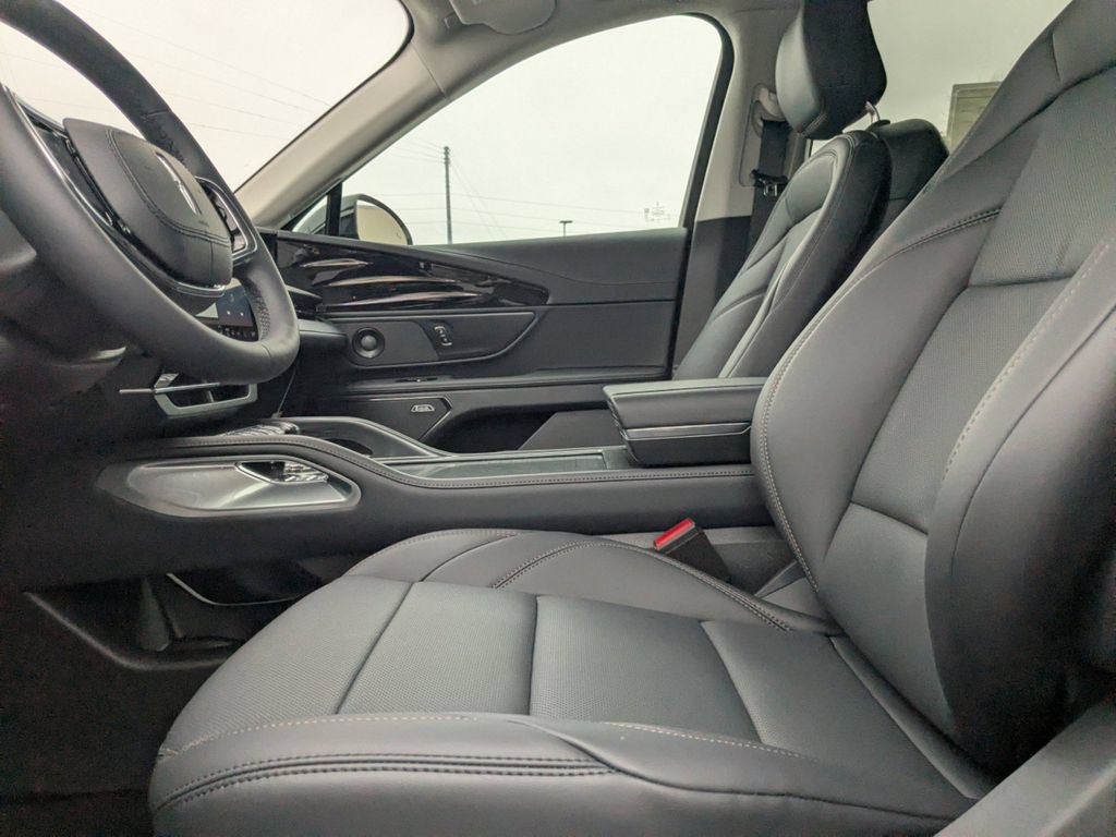 New 2026 Lincoln Nautilus Premier w/ Equipment Group 102A AWD/4WD image 21