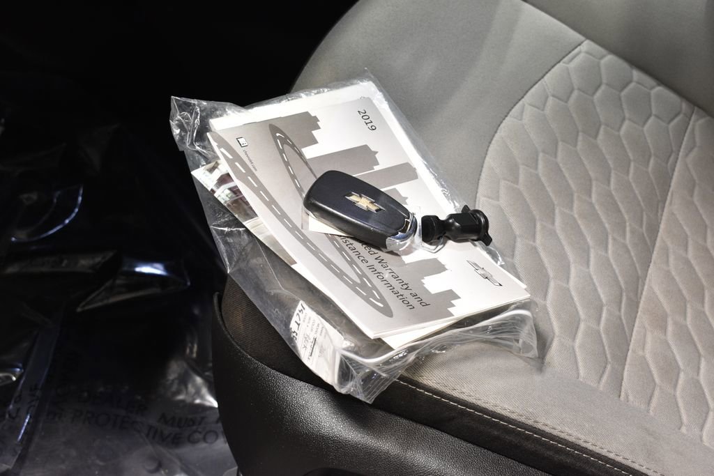 Used 2019 Chevrolet Equinox LS w/ LS Convenience Package image 39