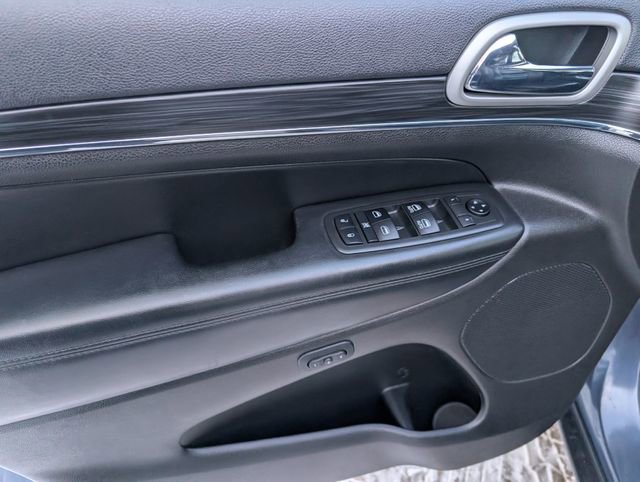 Used 2019 Jeep Grand Cherokee Limited image 10