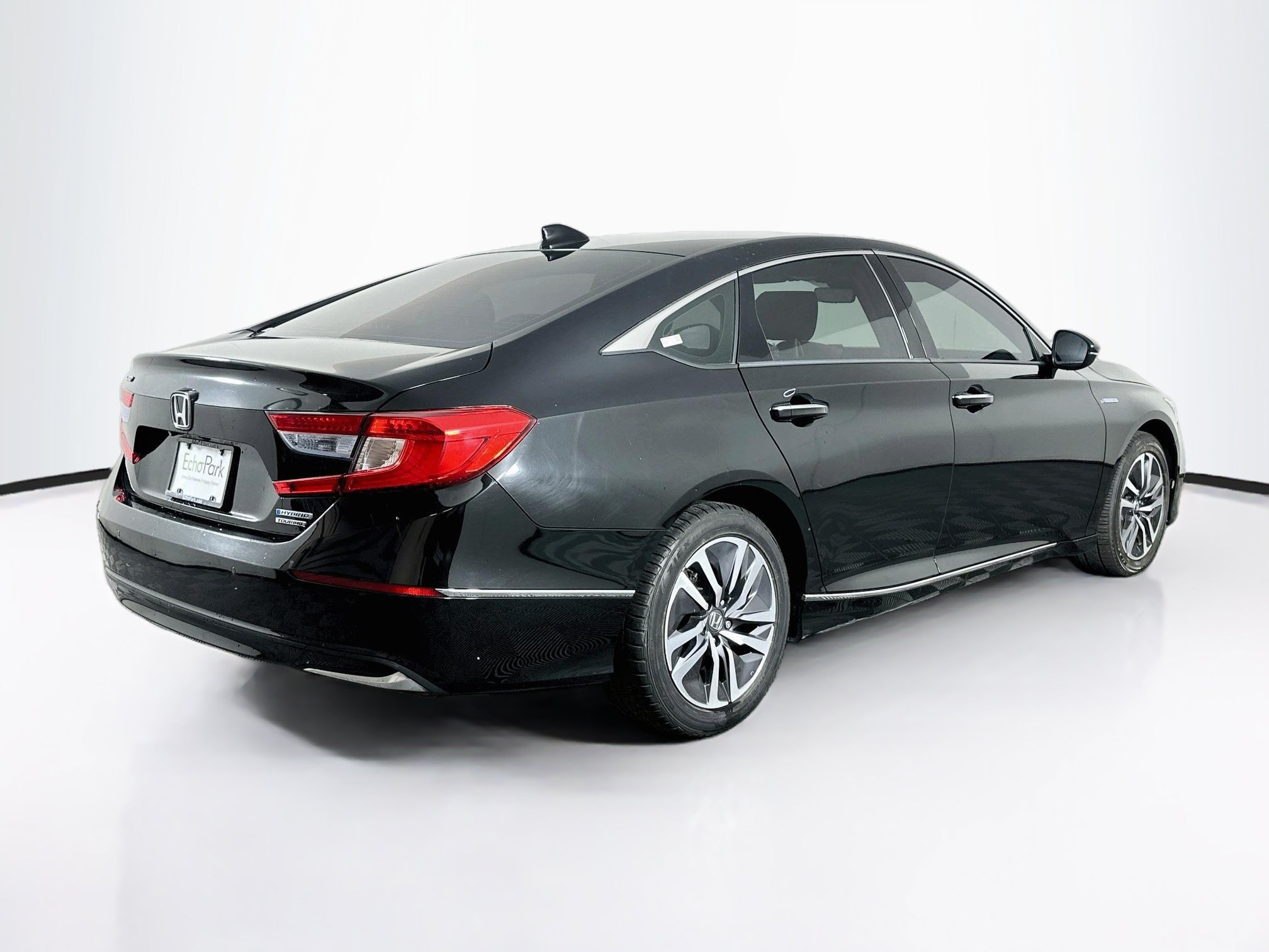 Used 2020 Honda Accord Touring image 9