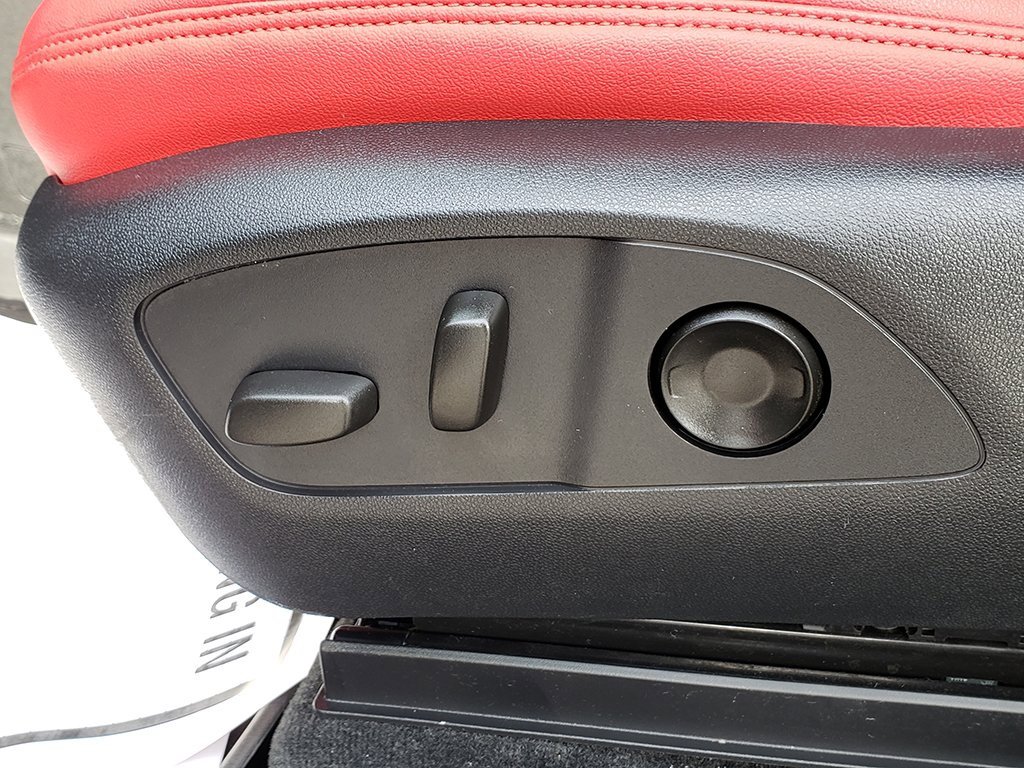 Used 2024 Chevrolet Blazer EV RS image 21