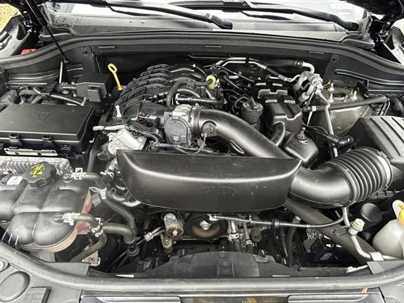 Used 2024 Dodge Durango GT image 28