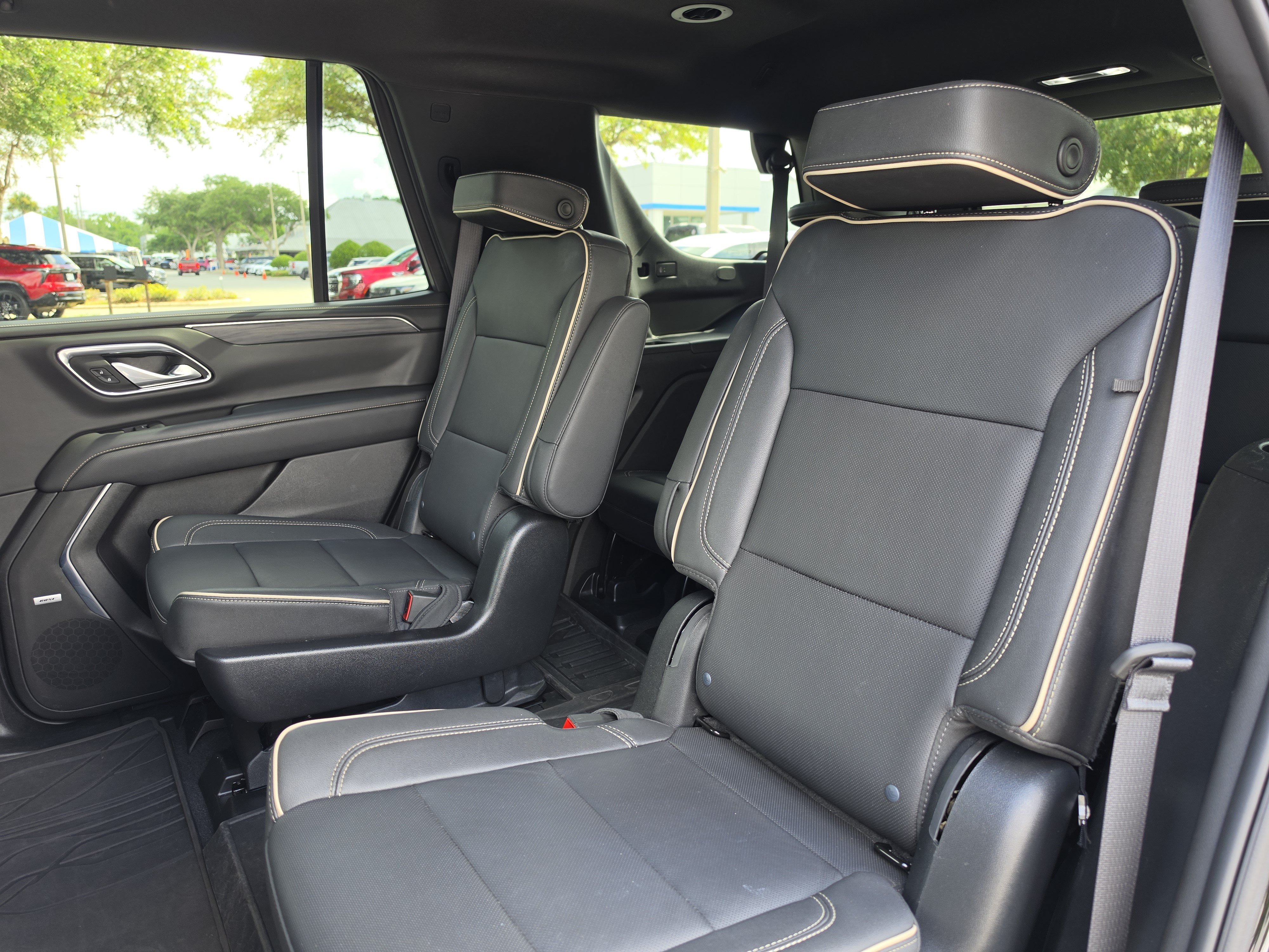 Certified 2023 GMC Yukon SLT RWD image 24
