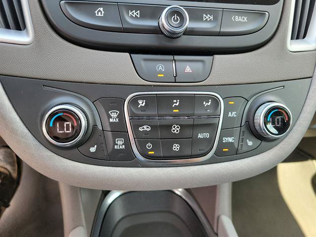 Used 2022 Chevrolet Malibu LT FWD image 19