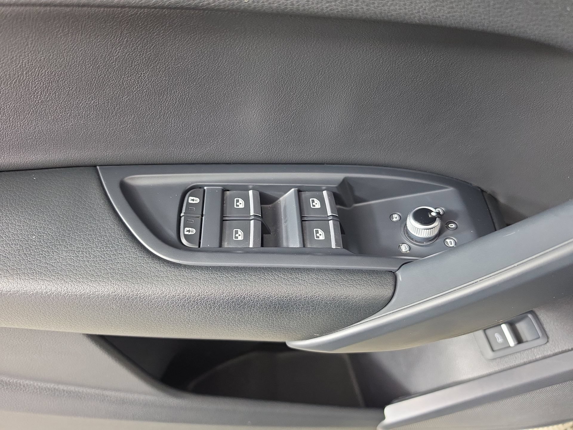 Certified 2023 Audi Q5 Premium Plus w/ Convenience Package AWD/4WD image 18