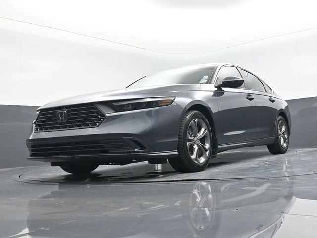 Used 2023 Honda Accord EX image 19