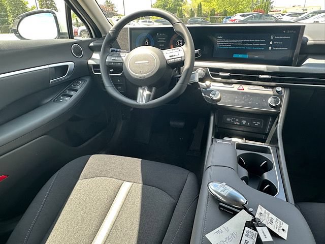 New 2026 Hyundai Sonata SEL AWD/4WD image 18