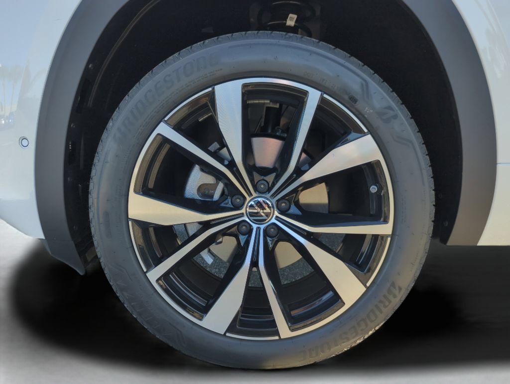 New 2026 Volkswagen Atlas SEL Premium R-Line AWD/4WD image 47