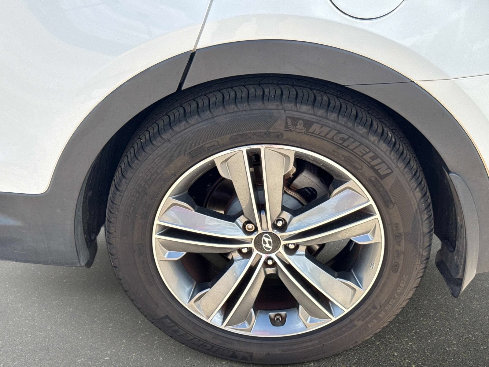 Used 2015 Hyundai Santa Fe Limited w/ Option Group 04 FWD image 10