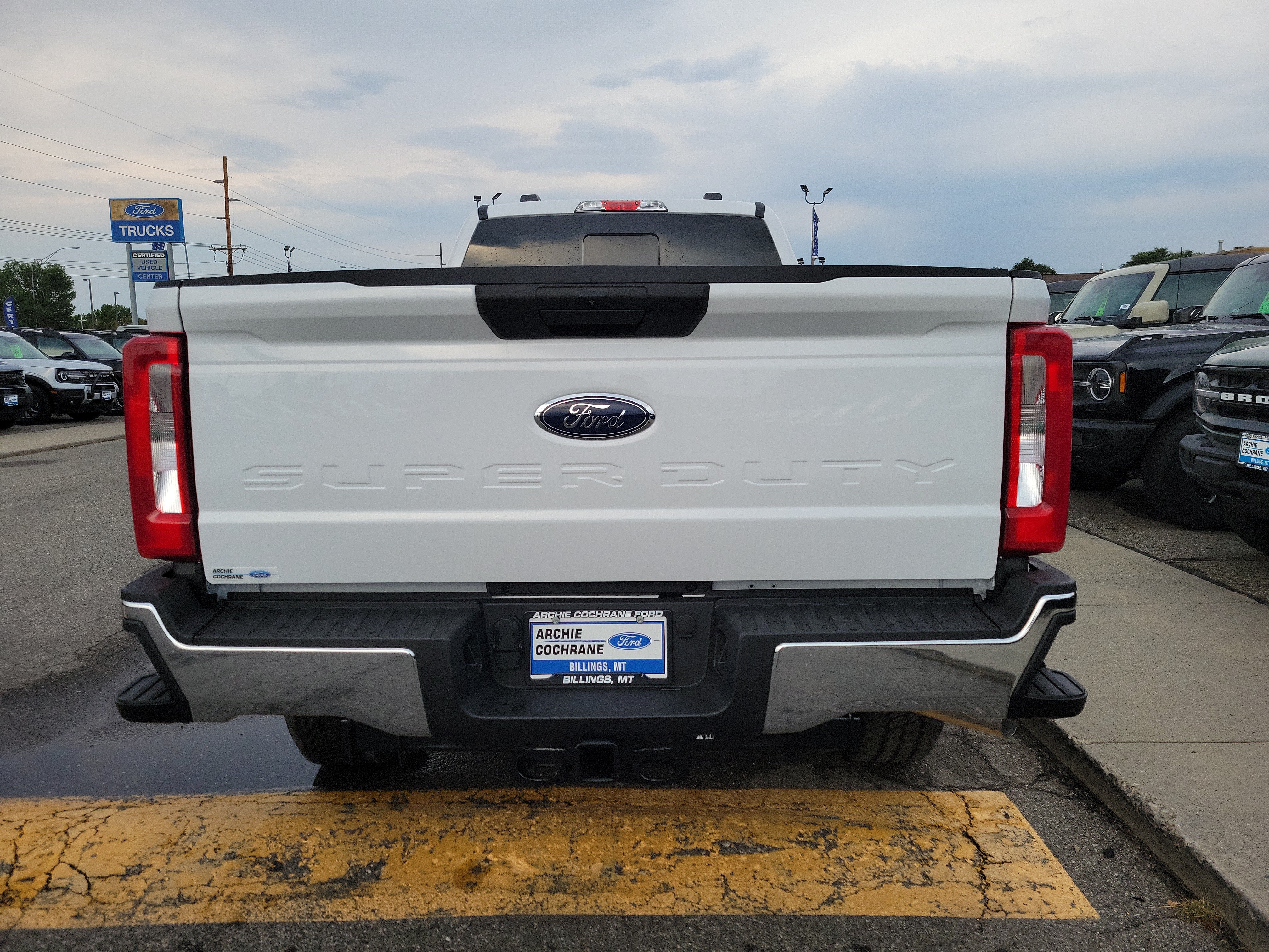 New 2026 Ford F350 XL w/ FX4 Off-Road Package AWD/4WD image 4