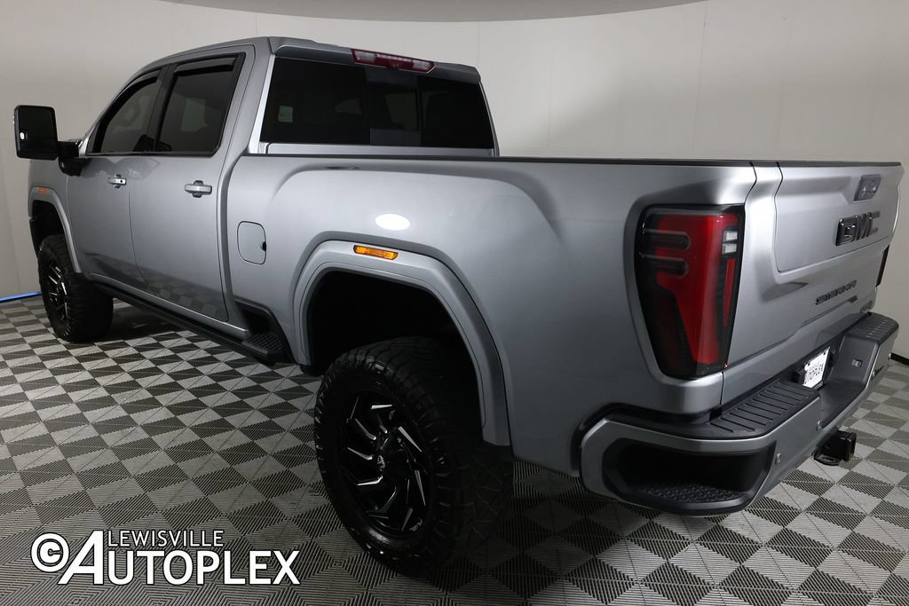Used 2025 GMC Sierra 2500 AT4 w/ AT4 Premium Plus Package AWD/4WD image 9