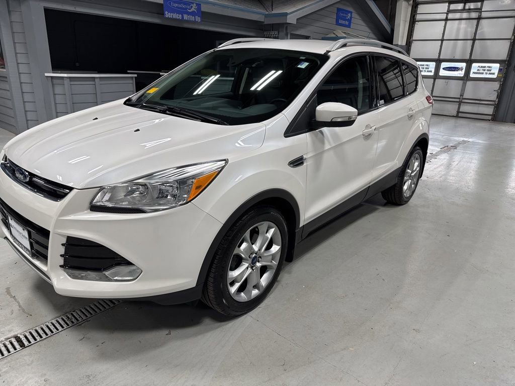 Used 2016 Ford Escape Titanium FWD image 6