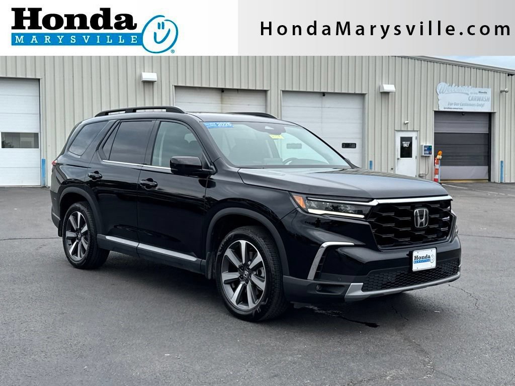 Certified 2025 Honda Pilot Touring image 1