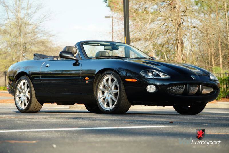 Used 2003 Jaguar XK8 Convertible image 31