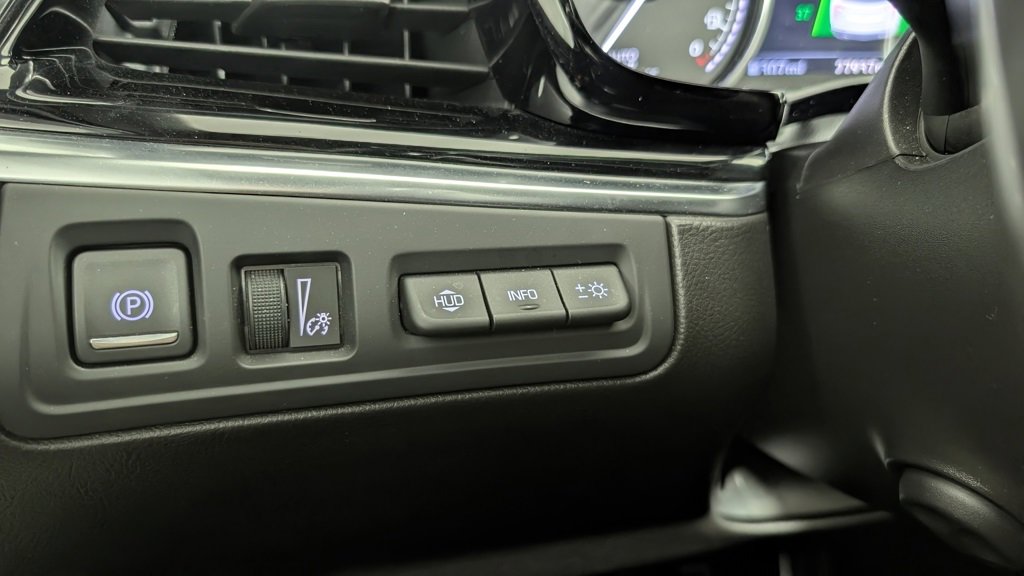 Certified 2022 Cadillac XT6 Sport w/ Technology Package image 10