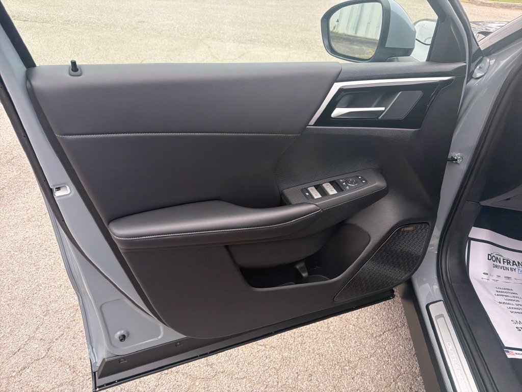 New 2026 Mitsubishi Outlander SE AWD/4WD image 12