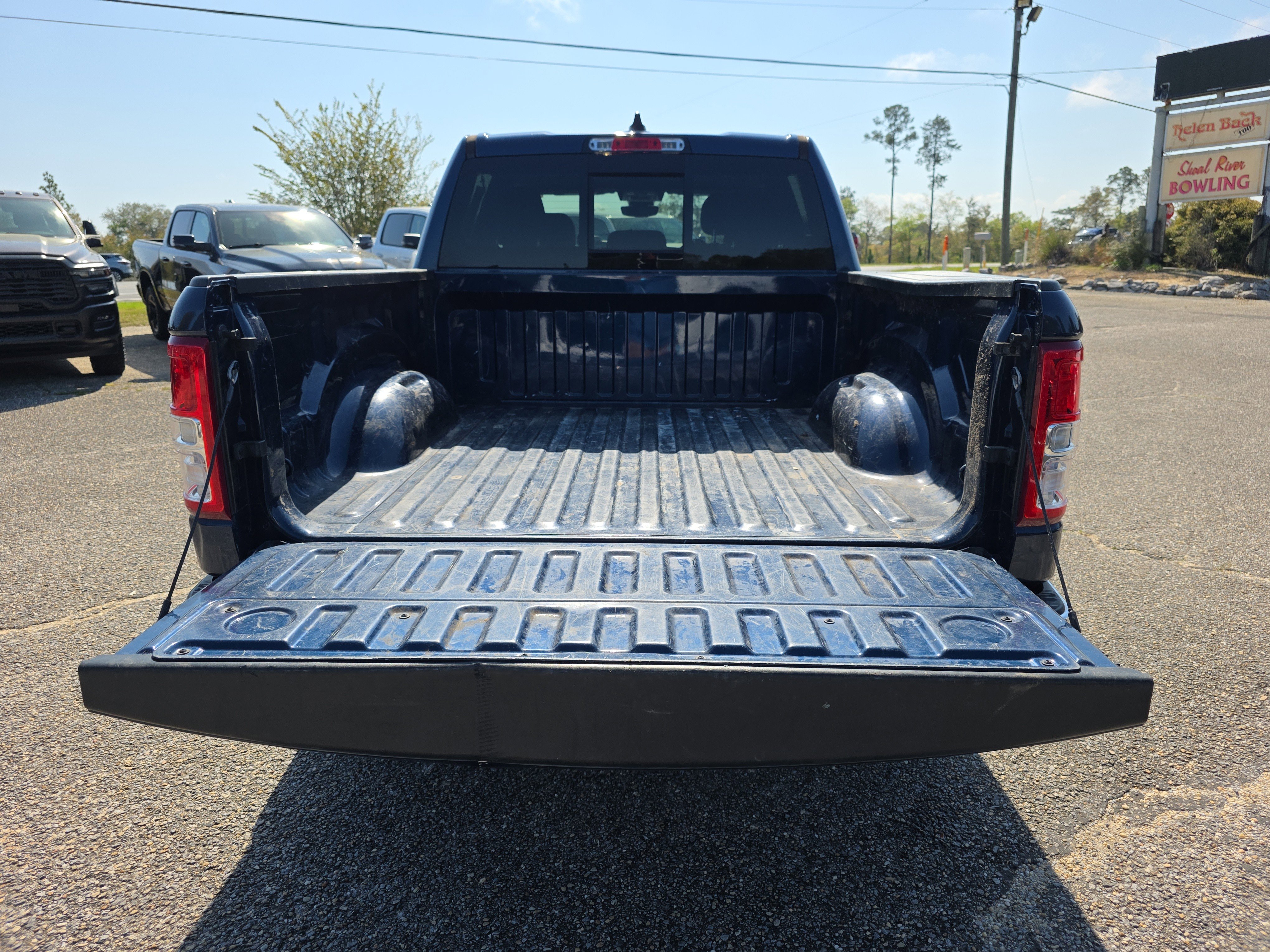Used 2023 RAM 1500 Big Horn image 31