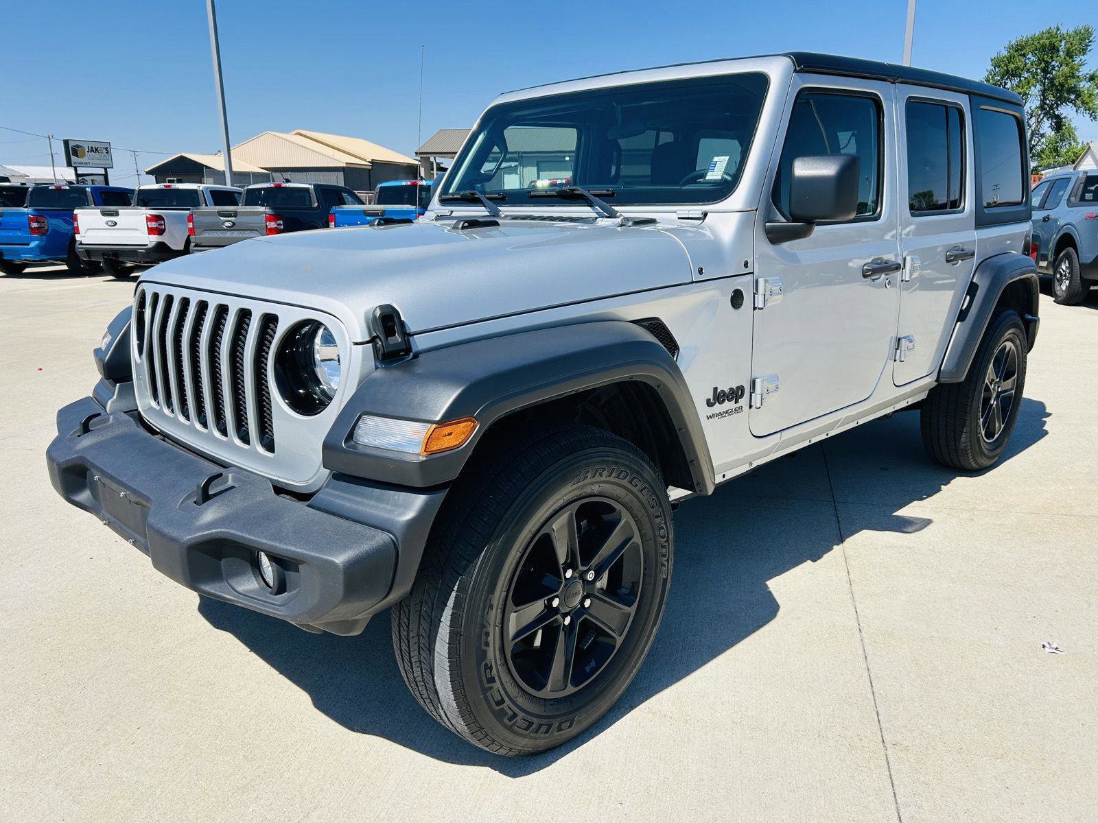 Used 2022 Jeep Wrangler Unlimited Sport AWD/4WD image 29