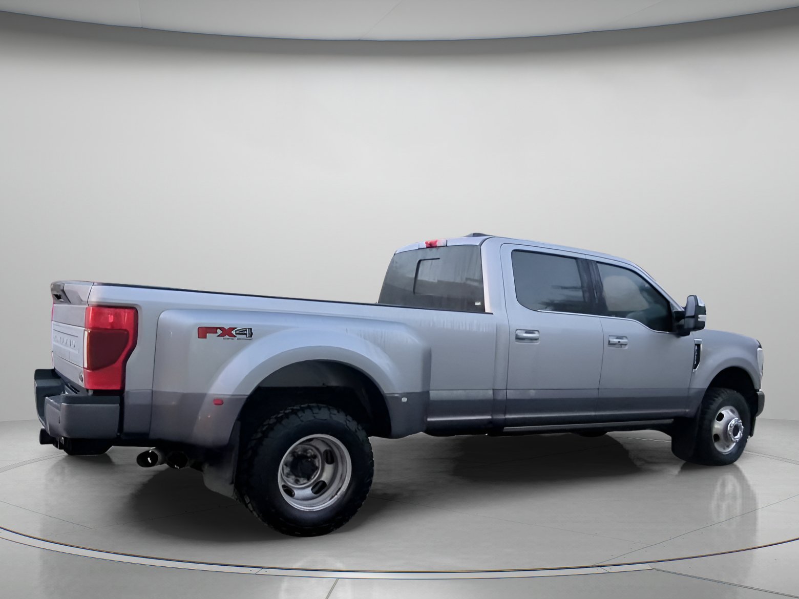 Certified 2021 Ford F350 Platinum AWD/4WD image 29