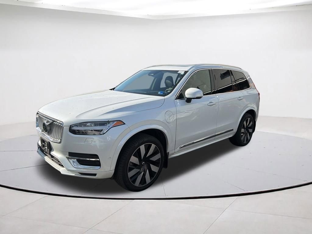 Certified 2023 Volvo XC90 T8 Ultimate AWD/4WD image 1