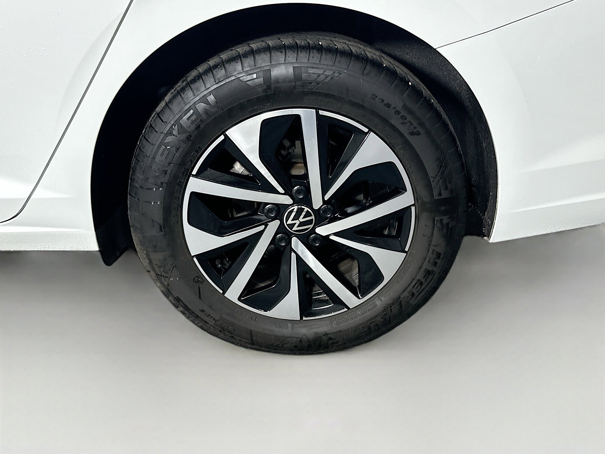 Used 2025 Volkswagen Jetta S image 11