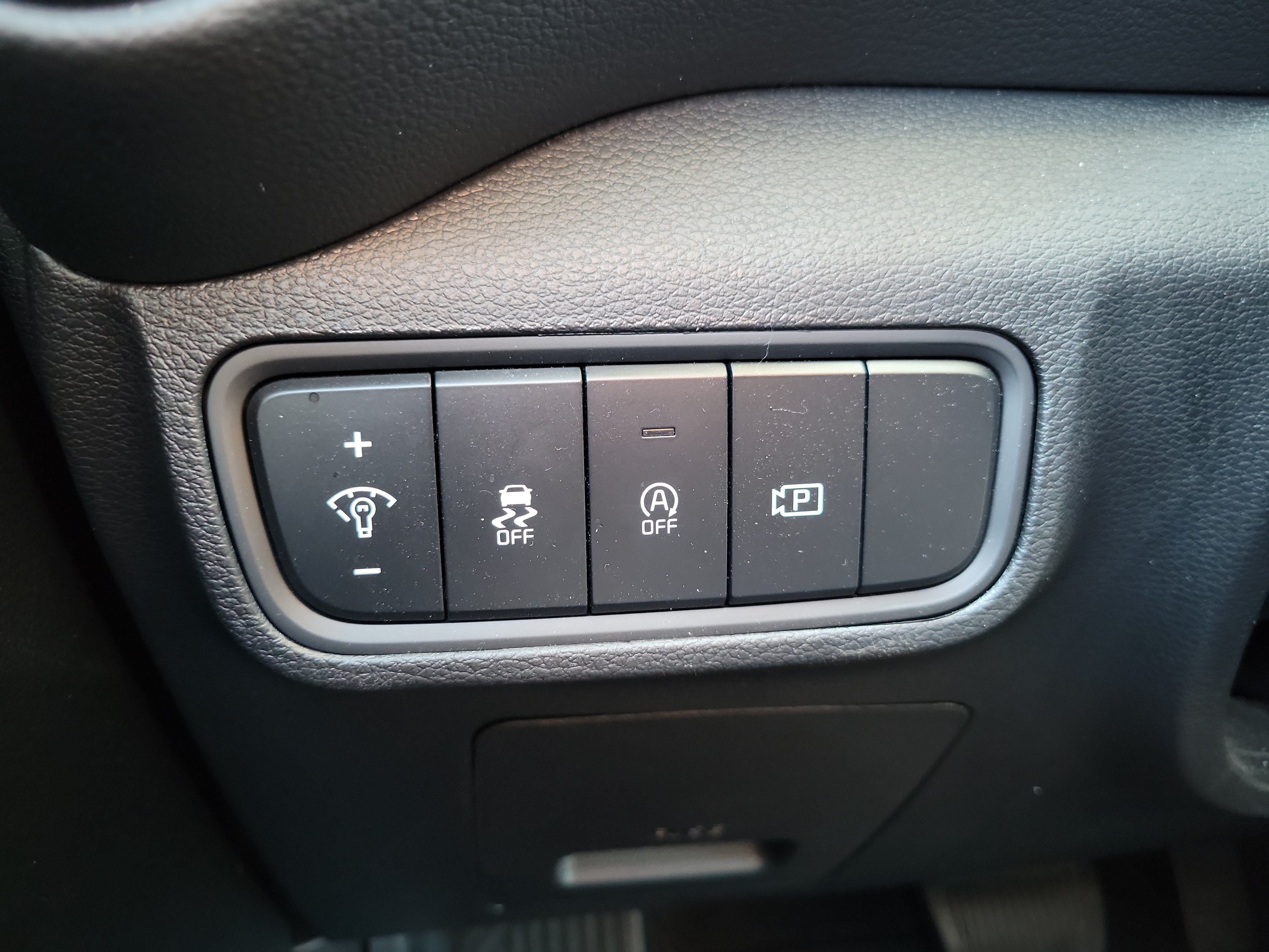 Certified 2025 Kia Soul S FWD image 21