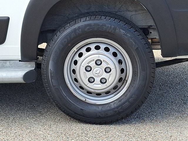 Used 2025 RAM ProMaster 2500 w/ U-Haul Equipment Group FWD image 12