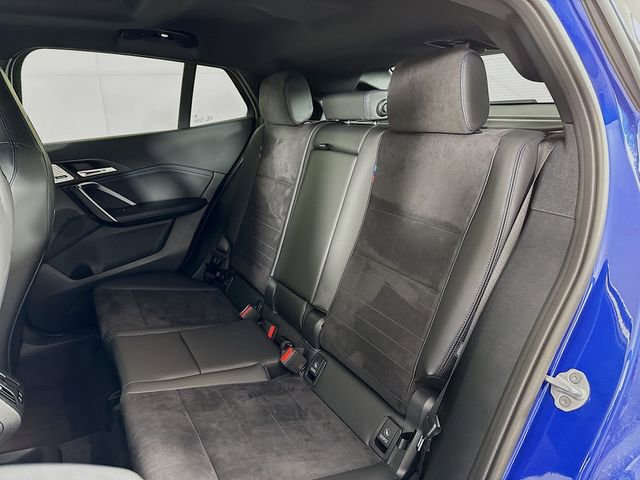 Used 2025 BMW X2 M35i w/ Premium Package image 26