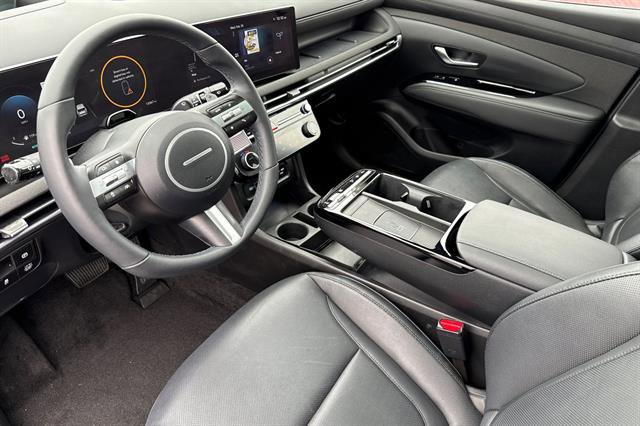 Used 2025 Hyundai Tucson Limited image 9