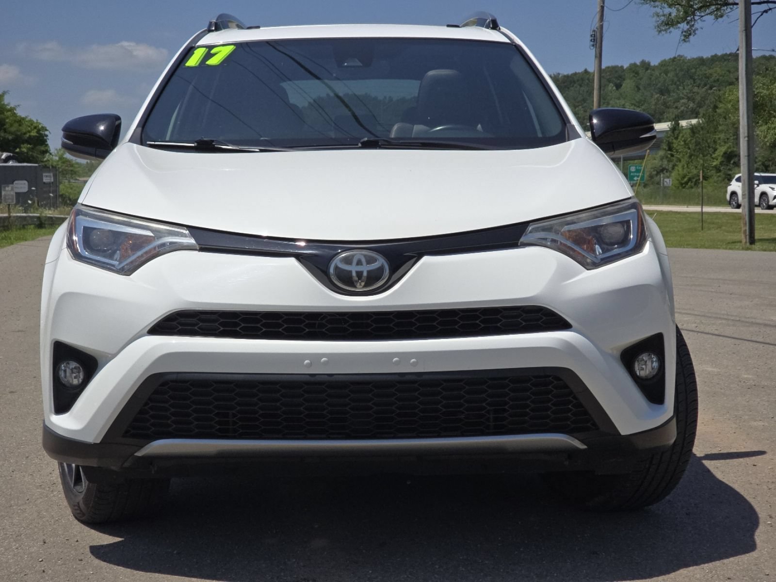 Used 2017 Toyota RAV4 SE w/ Power Extra Value Package AWD/4WD image 12
