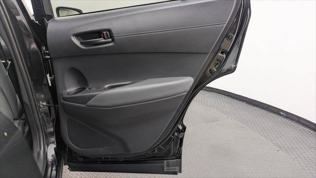 Used 2026 Toyota Corolla Cross LE FWD image 23