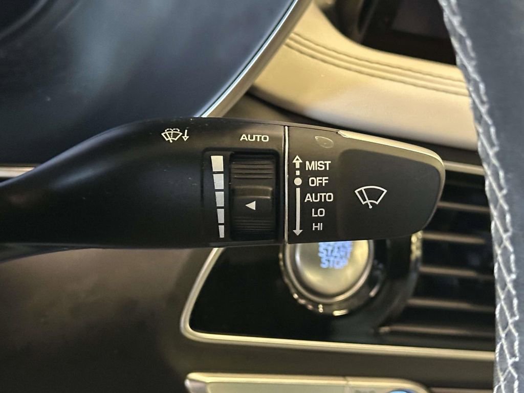 Used 2023 Genesis G70 3.3T w/ Sport Prestige Package AWD/4WD image 27