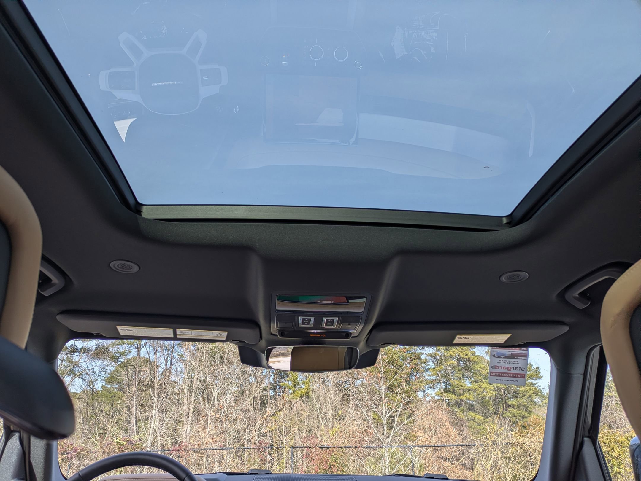 New 2026 Land Rover Defender 110 X-Dynamic SE image 24