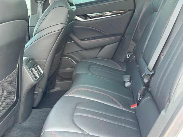 Used 2024 Maserati Levante GT Ultima AWD/4WD image 14