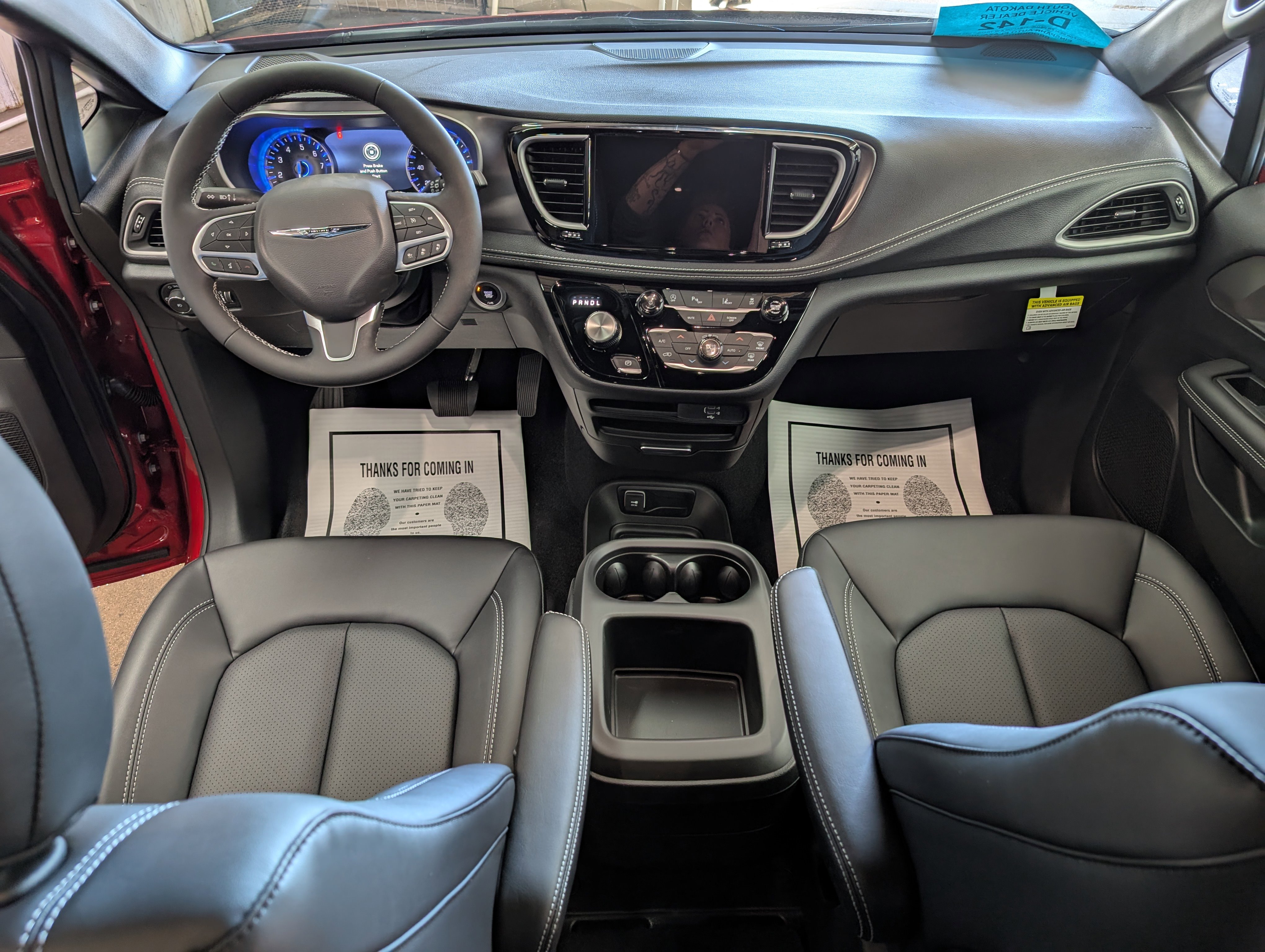 New 2026 Chrysler Pacifica Select image 7