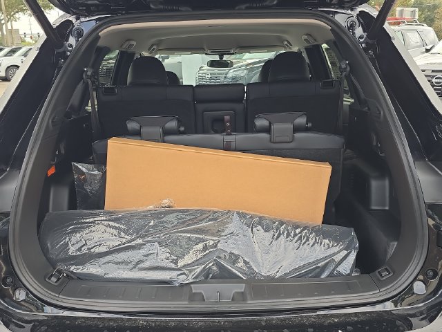 New 2026 Nissan Rogue SL AWD/4WD image 10