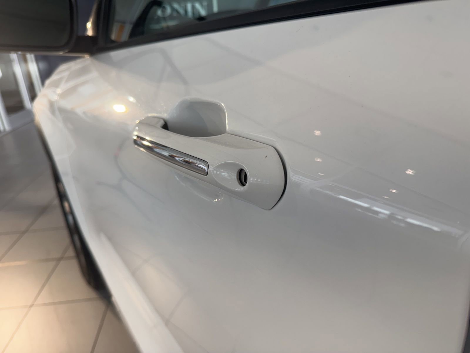 Used 2023 Ford Explorer Limited w/ Equipment Group 301A image 13