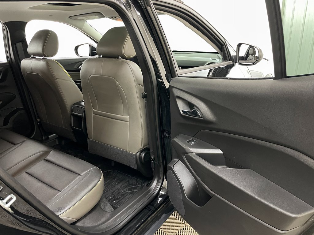 Certified 2024 Chevrolet Trax ACTIV w/ Sunroof Package image 40
