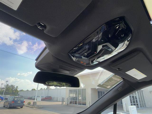 Used 2024 BMW iX xDrive50 AWD/4WD image 21