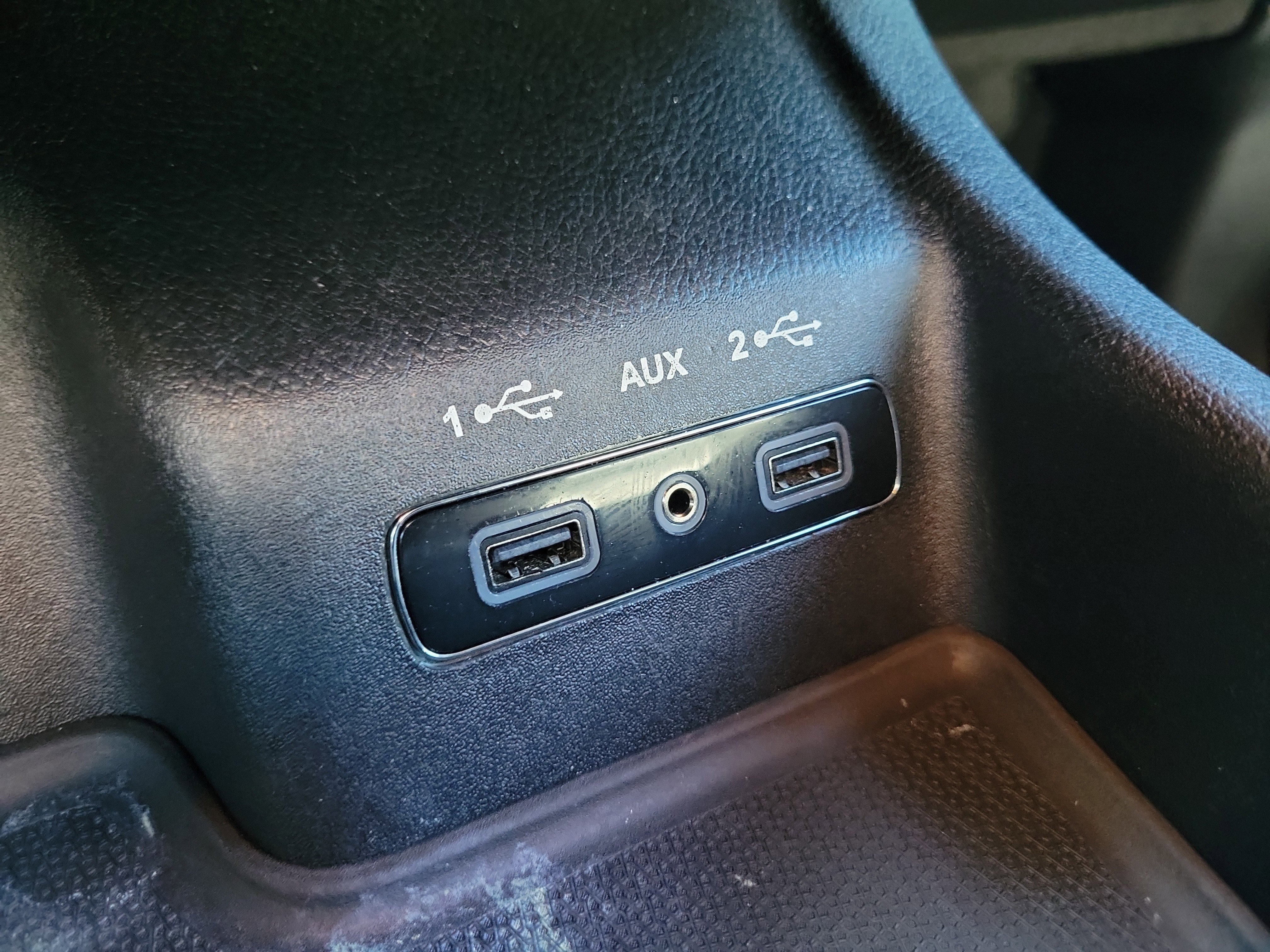 Used 2019 Dodge Durango GT w/ Blacktop Package AWD/4WD image 34