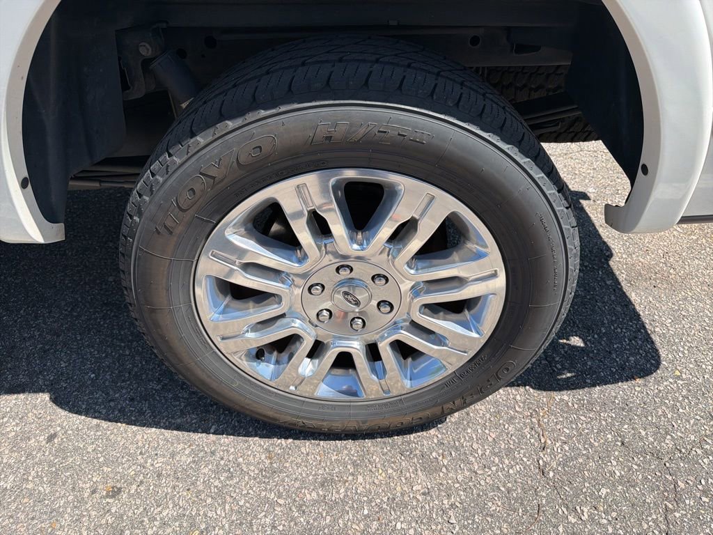Used 2014 Ford F150 Platinum image 22
