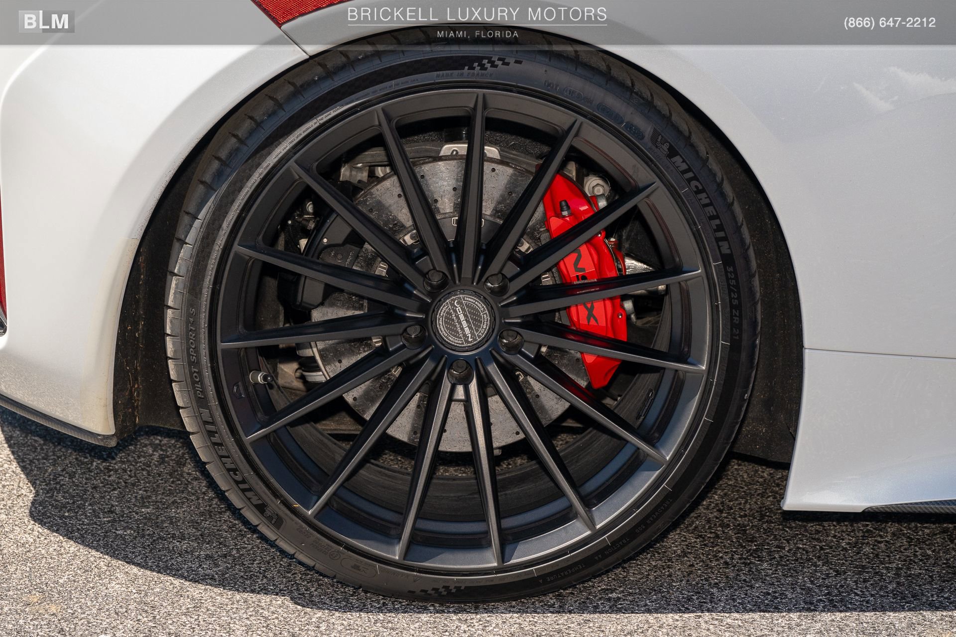 Used 2017 Acura NSX image 33