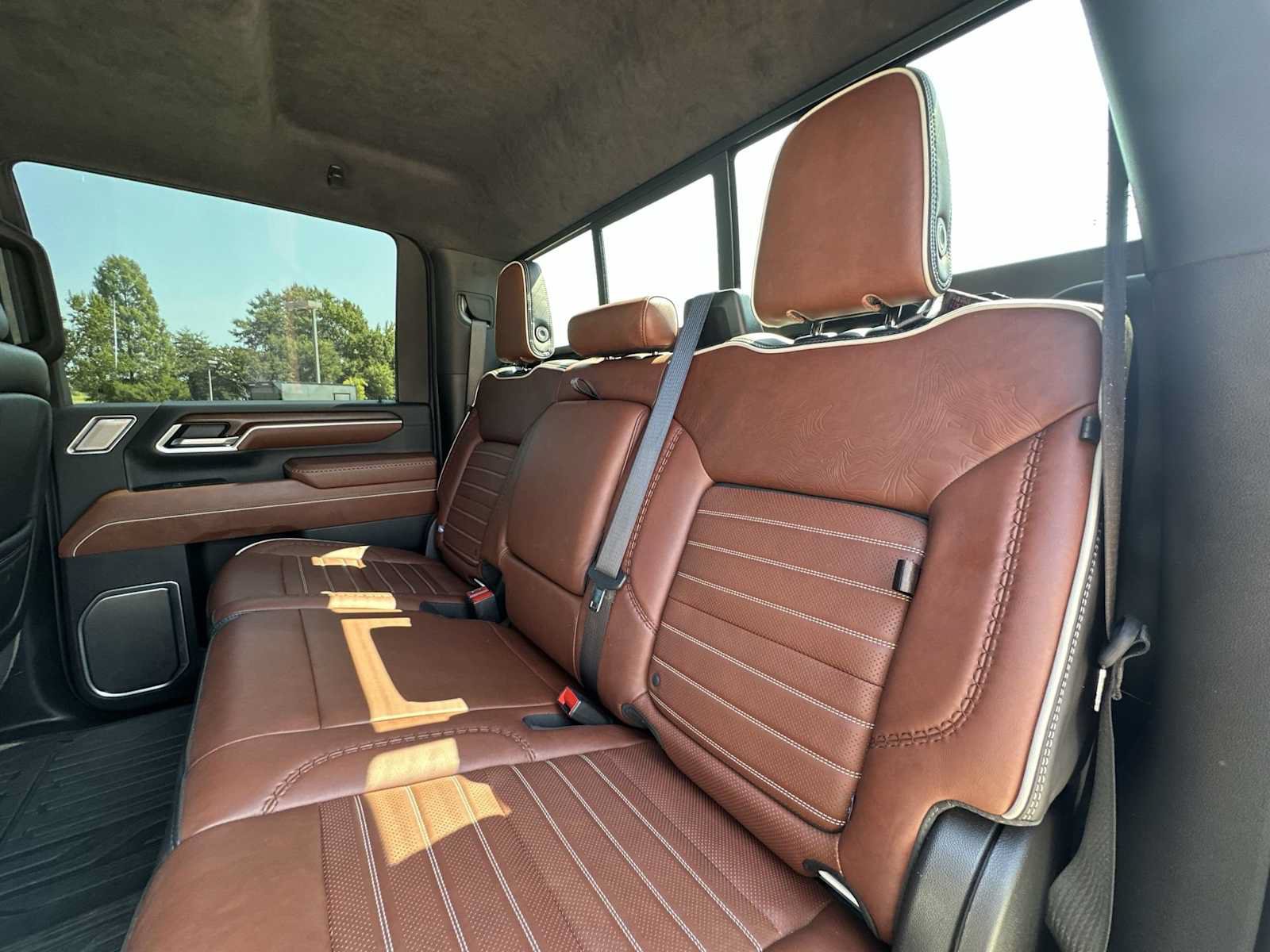 Certified 2025 GMC Sierra 2500 Denali Ultimate AWD/4WD image 21
