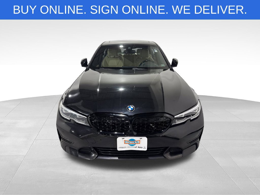 Used 2022 BMW 330i xDrive Sedan AWD/4WD image 11