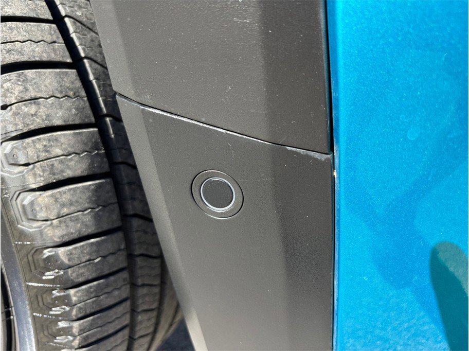 Used 2021 Jeep Renegade Latitude FWD image 14